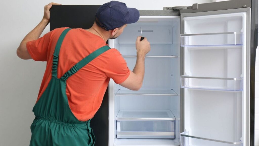 ÇAYYOLU BUZDOLABI TAMİRCİSİ